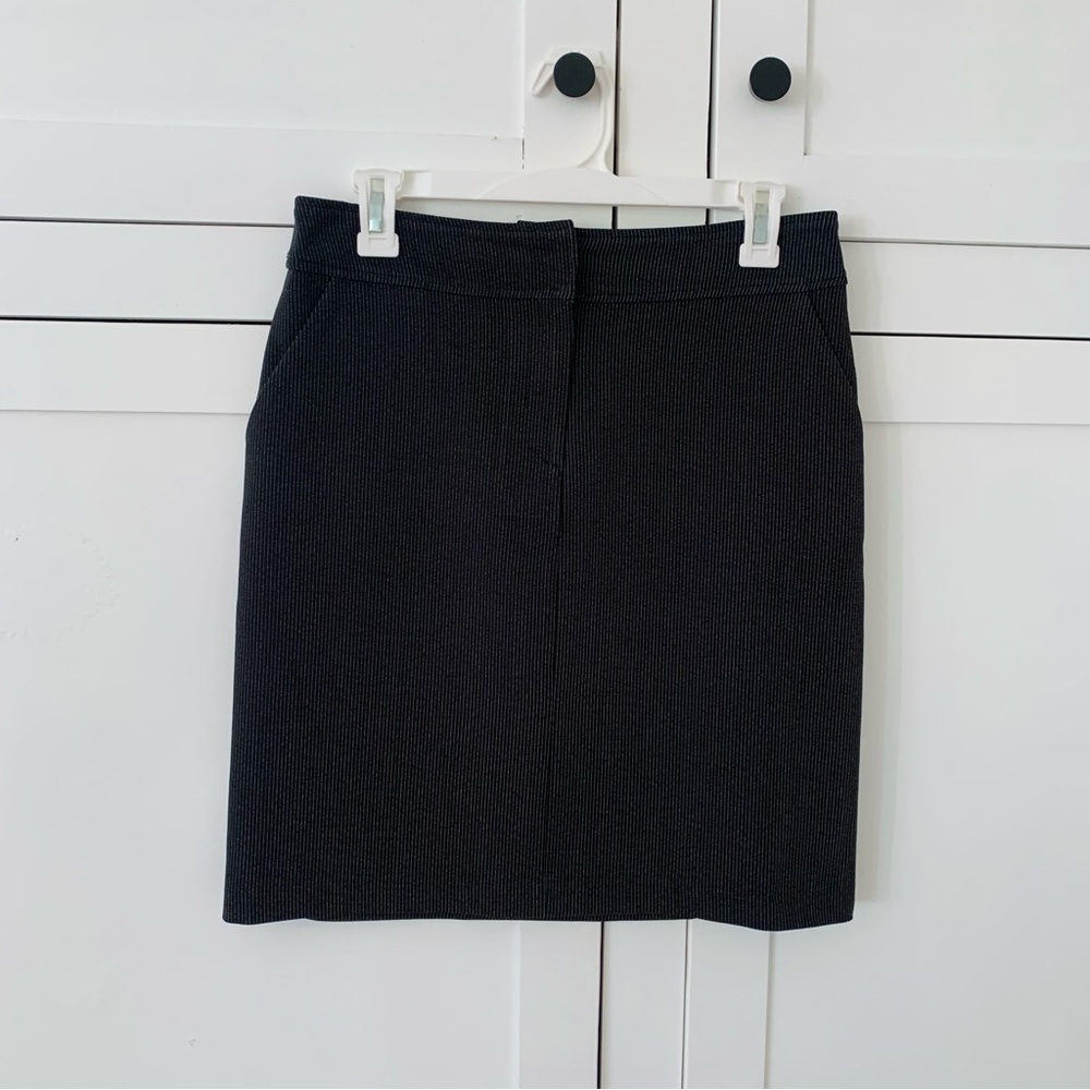 Baranda Black Pinstripe Skirt Size 8